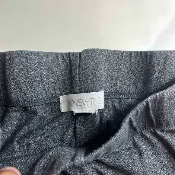 Forever 21 High-Waisted Gray Leggings - Picture 3 of 3